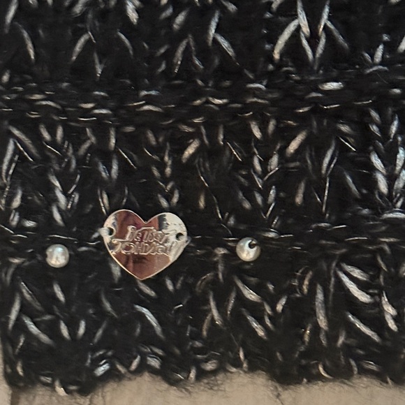 Betsey Johnson Scarf Silver Black Pearl Beads Infinity Cowl Neck Knit - Picture 3 of 10